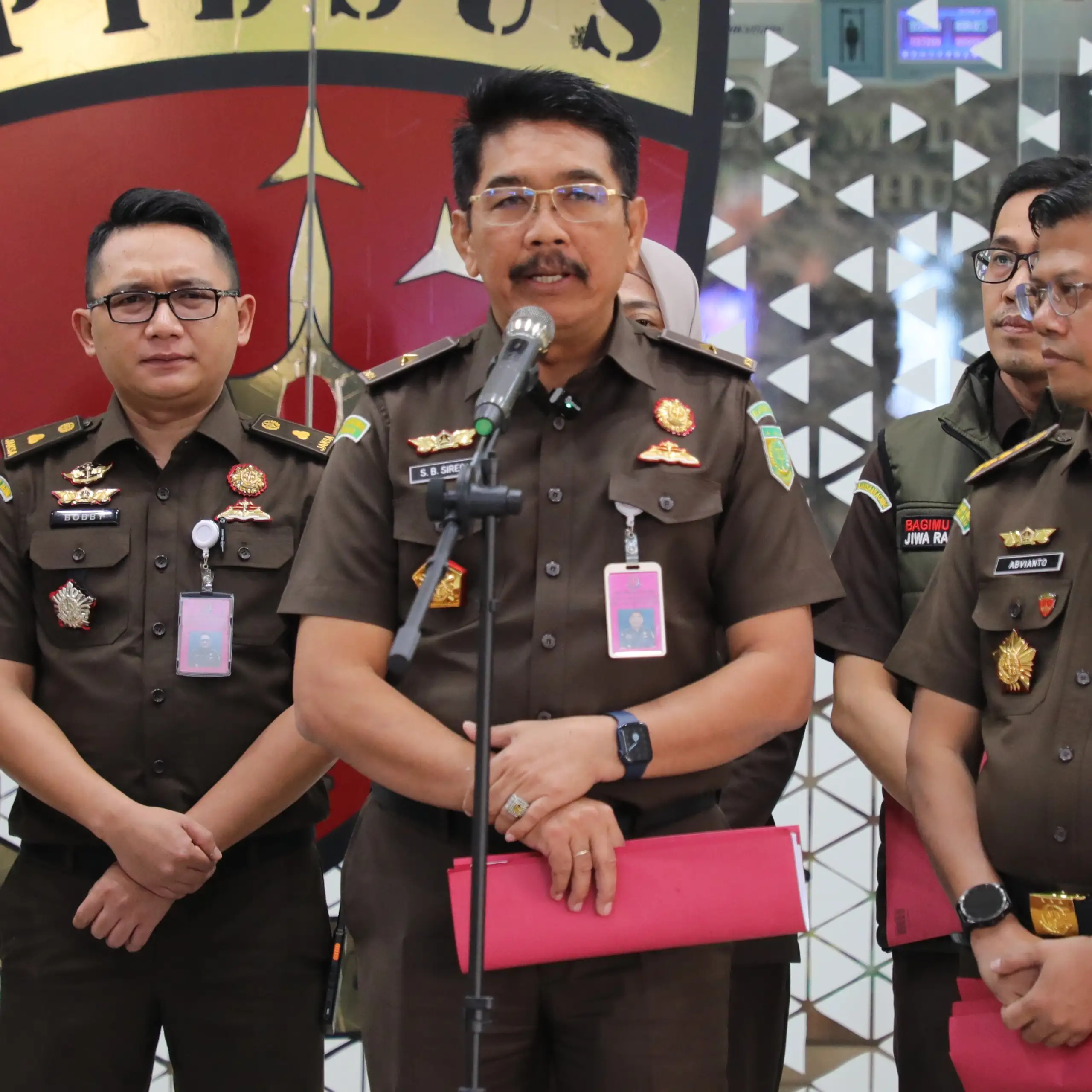 Jampidus periksa 6 saksi dalam kasus korupsi i BGN tentang tata kelola MBG