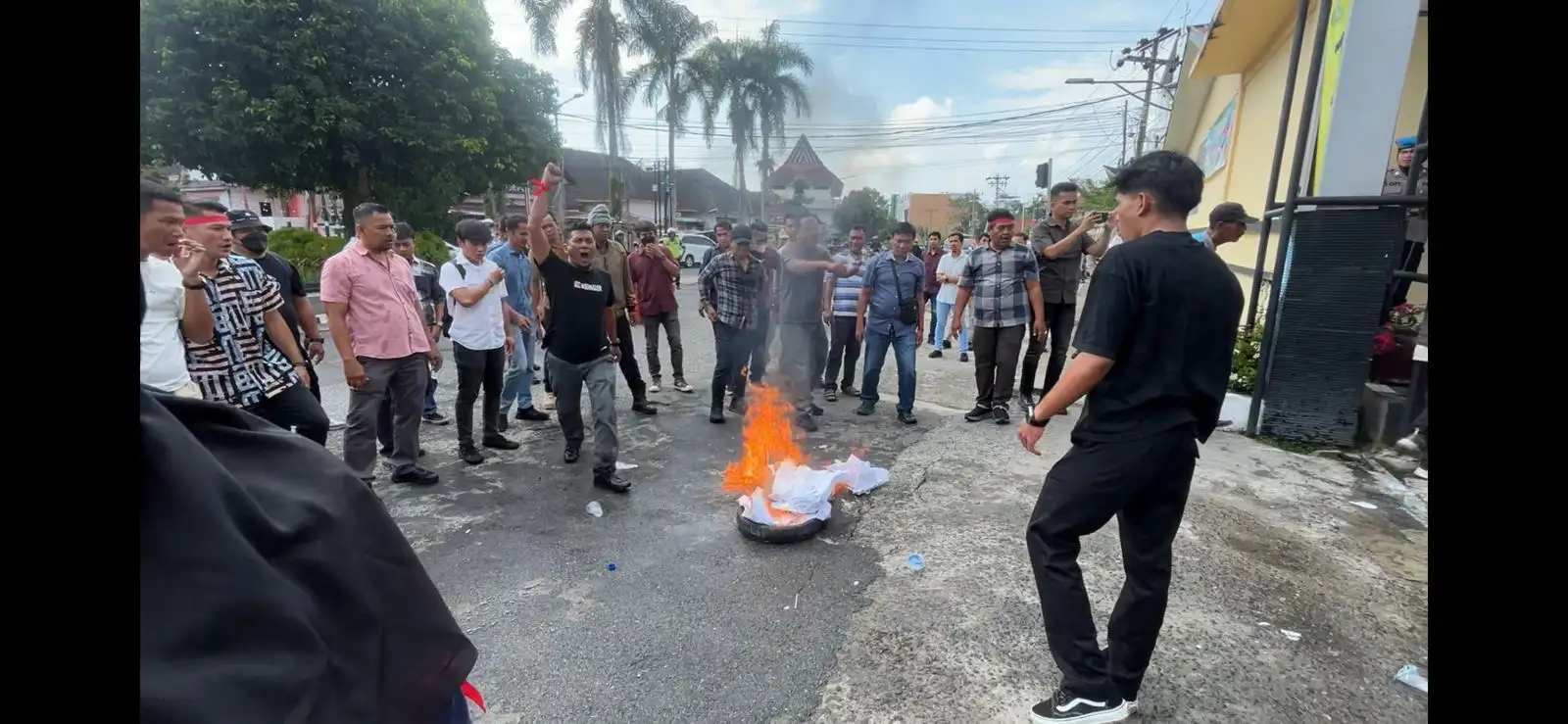 Polres Pematangsiantar Gelar Simulasi Sispam Mako Kesiapsiagaan Personil Hadapi Unras