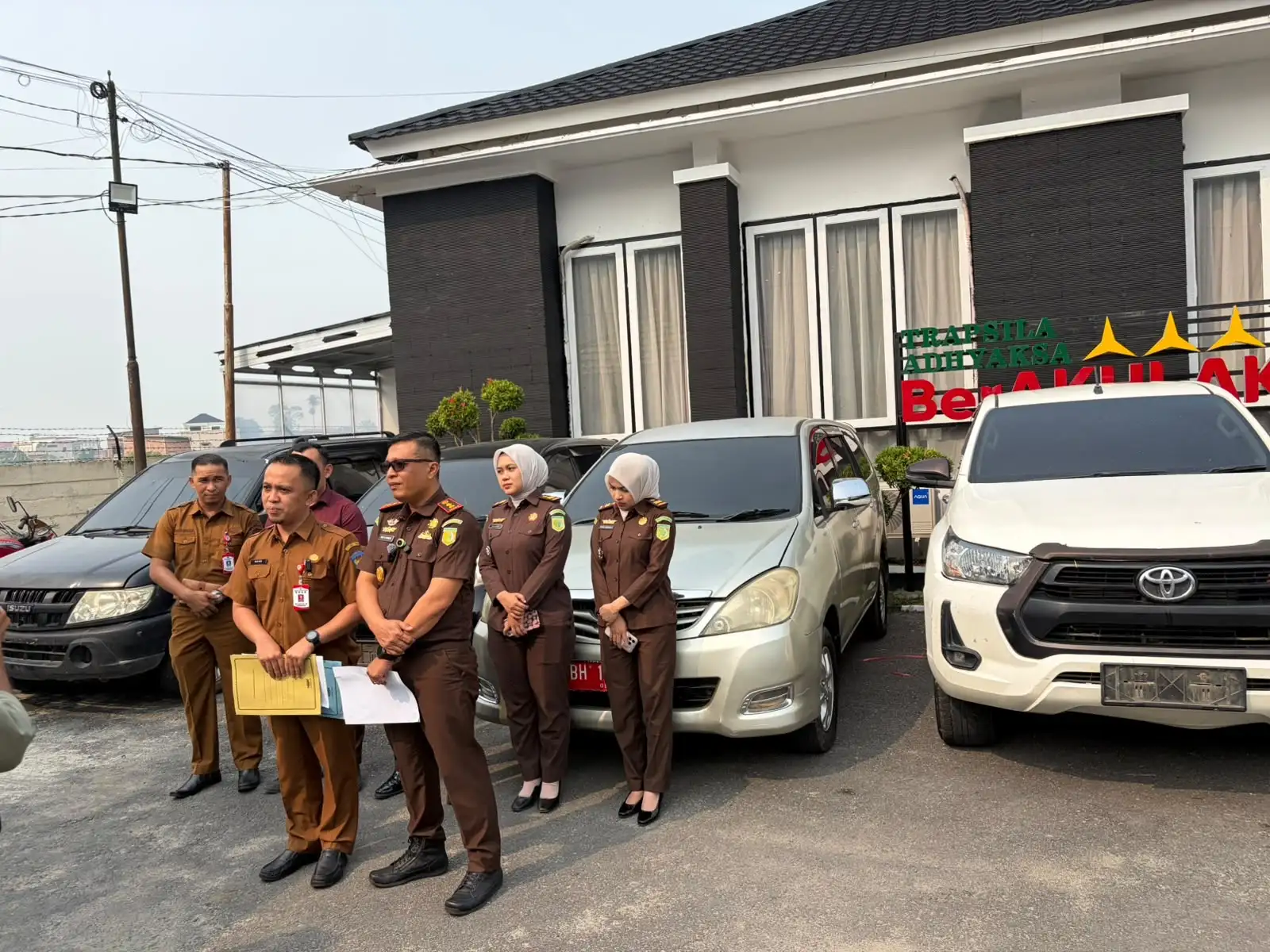 11 Kendaraan Dinas Senilai 1,54 Miliar, di Kembalikan Kejari Sungai Penuh  