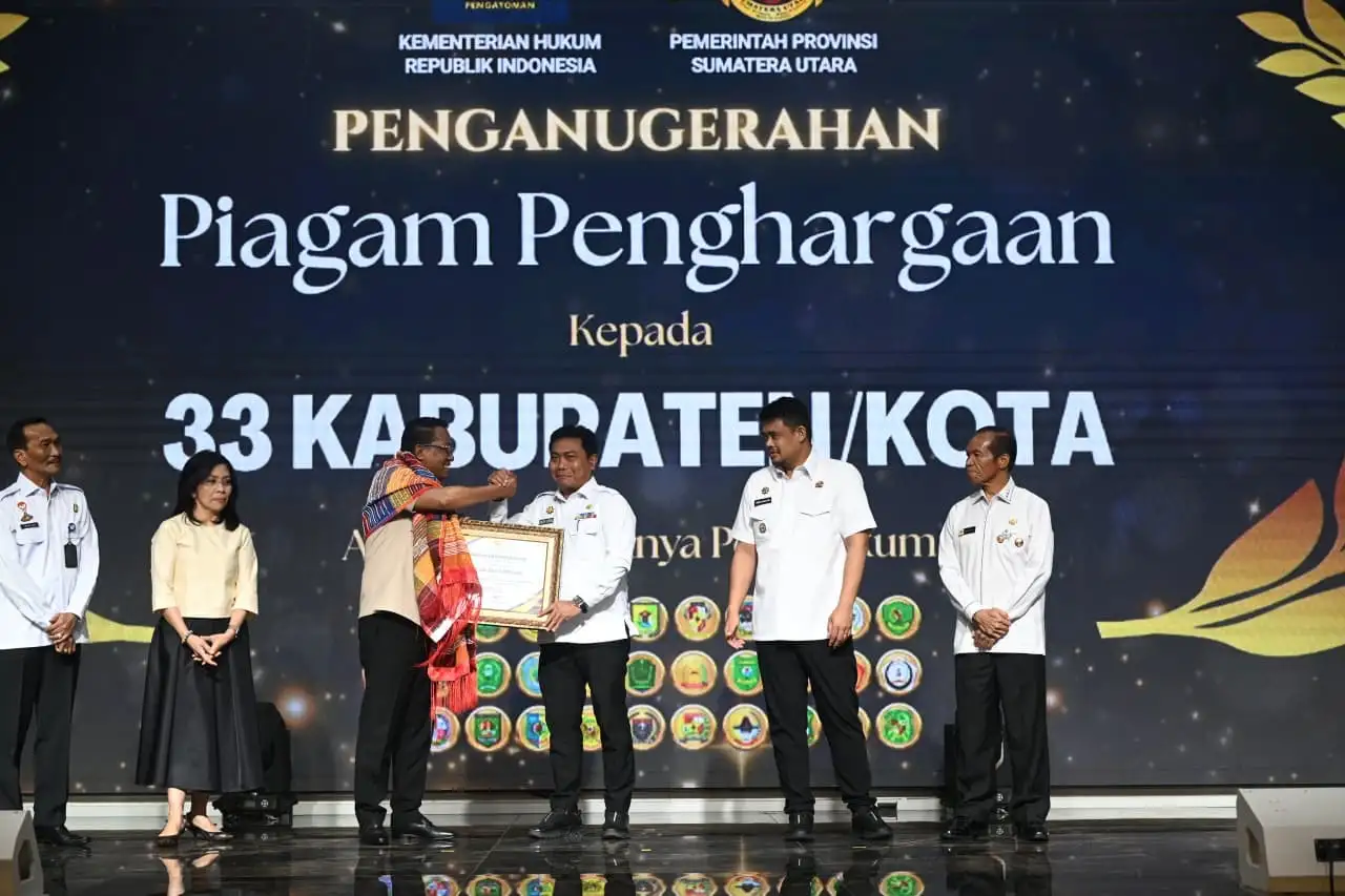 Pemkab Deli Serdang Raih Penghargaan Kemenkum RI atas Dukungan Posbankum Desa/Kelurahan