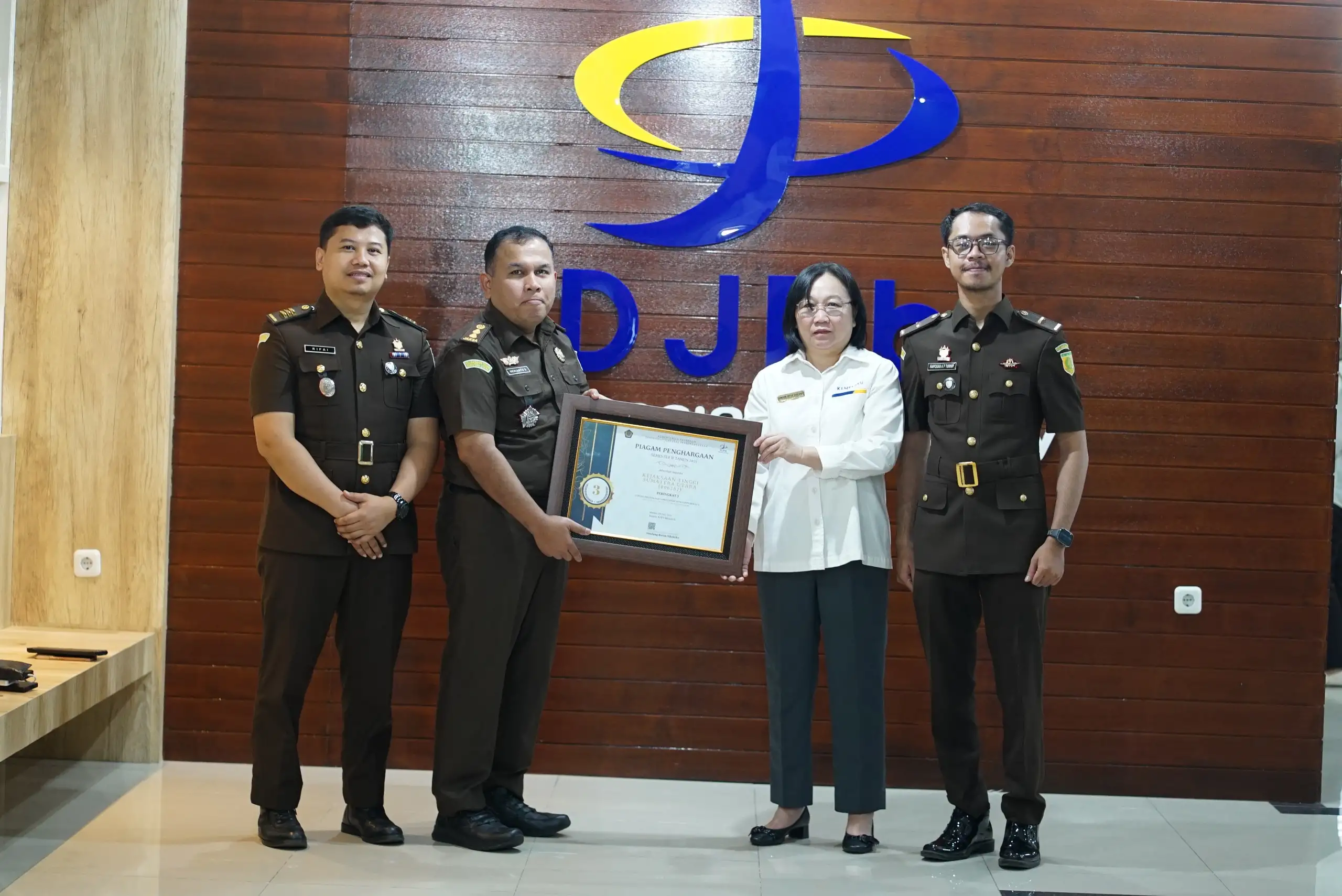 Kejati Sumut Raih Peringkat III Pengelolaan APBN Satker Mitra KPPN Medan II