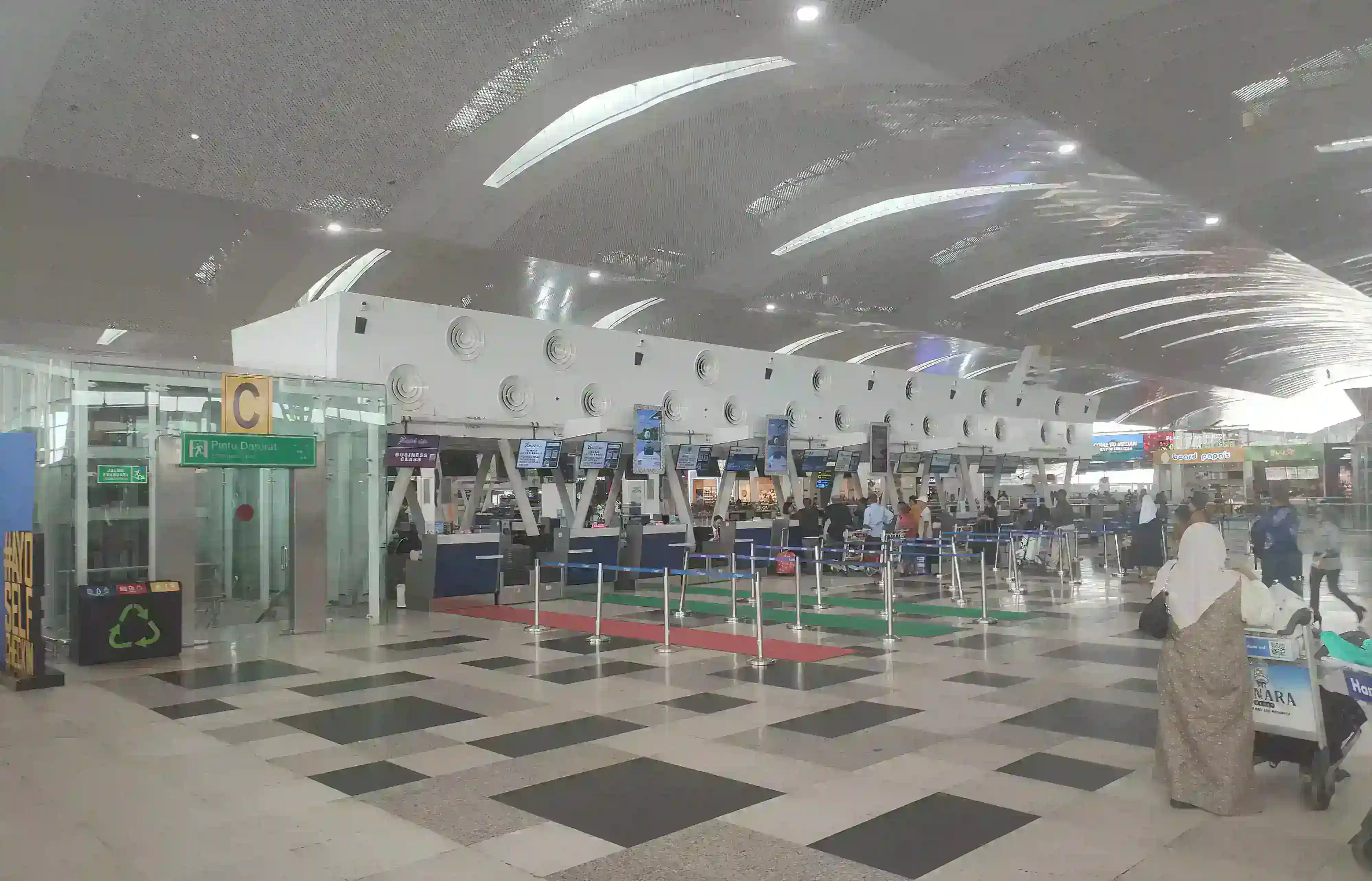 Bandara KNIA Sediakan Parkir Inap, Tarif mulai 10 ribu dan 15 ribu mulai sejam pertama