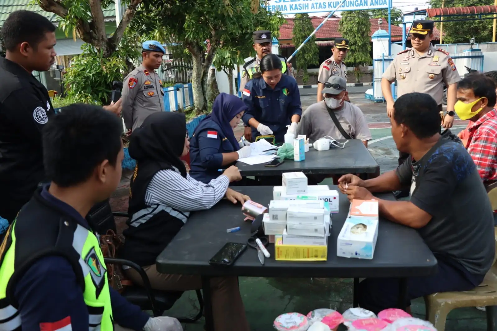 Sambut Hari Bhayangkara ke-80, Polres Sibolga Gelar Cek Kesehatan Gratis untuk Pengemudi Becak