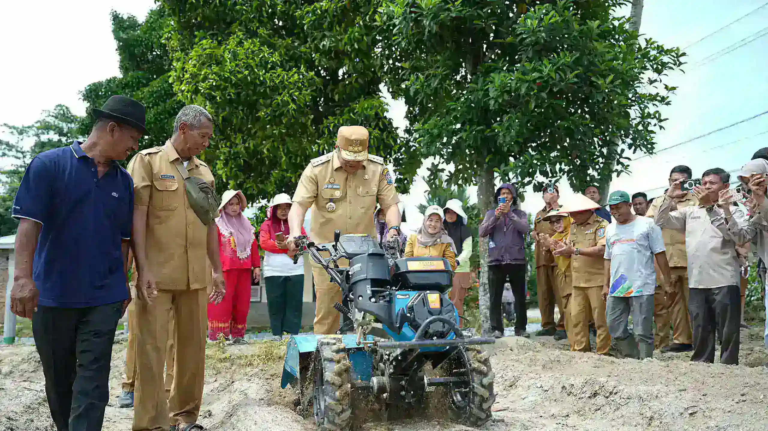 Modernisasi Pertanian, Bupati Deli Serdang Asri Ludin Tambuanan Sasar Efisiensi dan Produktivitas