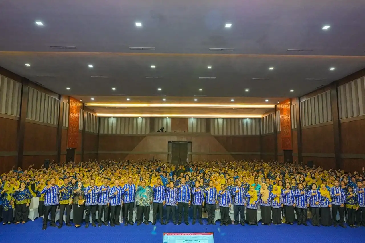 Peningkatan mutu Pendidikan digenjot Asri Ludin ketika Rakor bersama 784 Kepsek dan pengawas