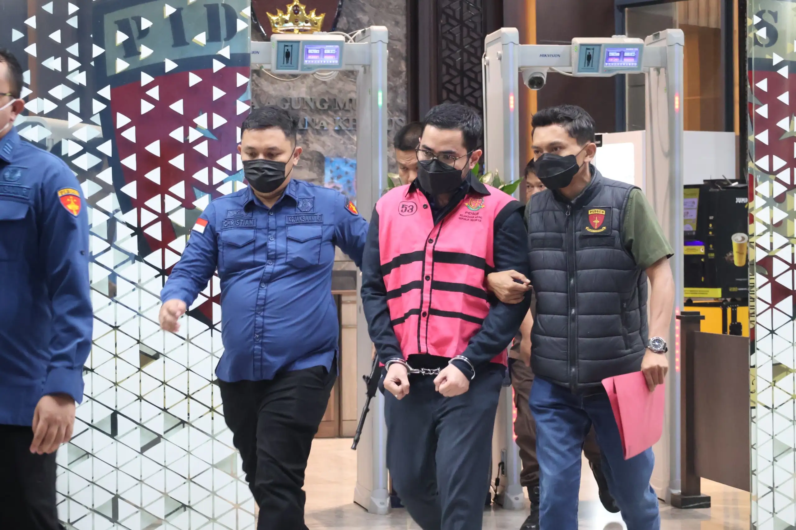 Kejagung Tetapkan Dirut PT CNI Tersangka Korupsi Tata Kelola Nikel, Kerugian Negara Rp401,65 Miliar