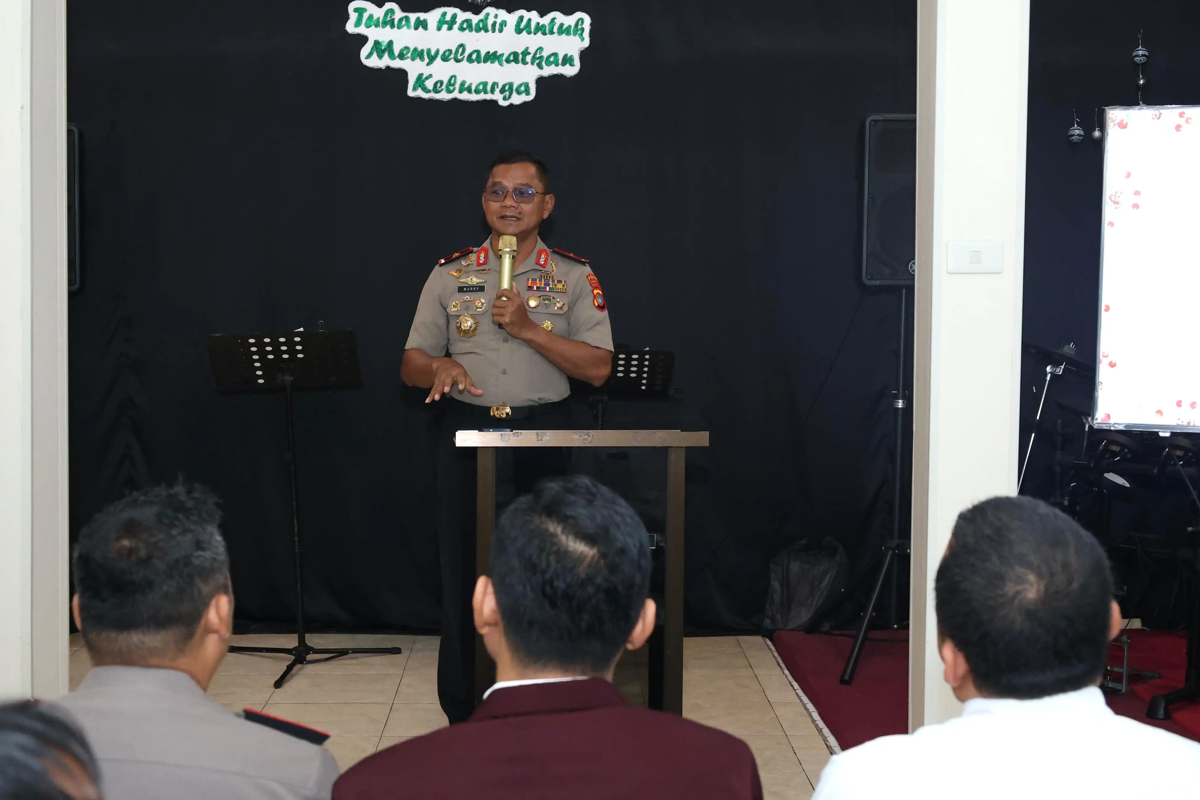 Minggu Kasih, Wakapolda Babel Ajak Jemaat Jaga Kerukunan dan Perangi Narkoba