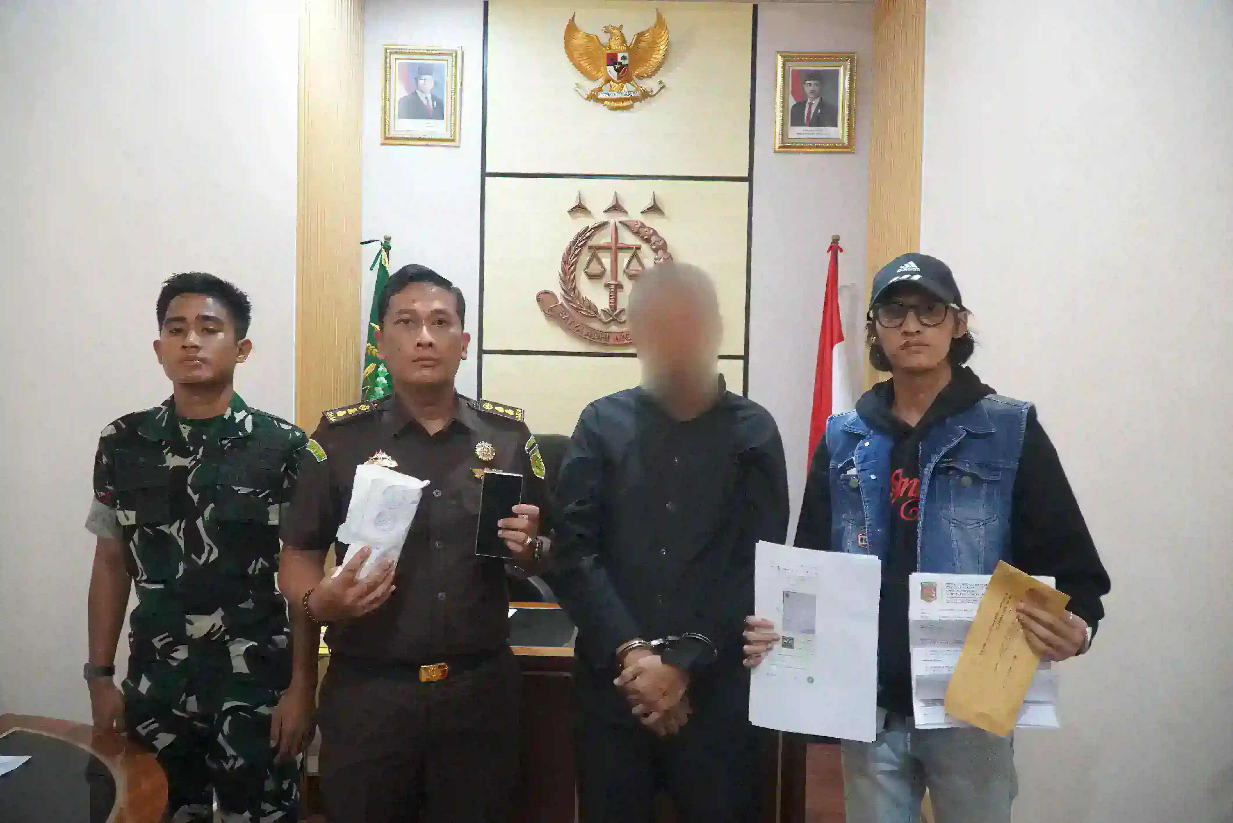 Ngaku Bisa Tutup Laporan di Kejaksaan, Oknum LSM Diamankan usai Terima Uang Rp15 Juta