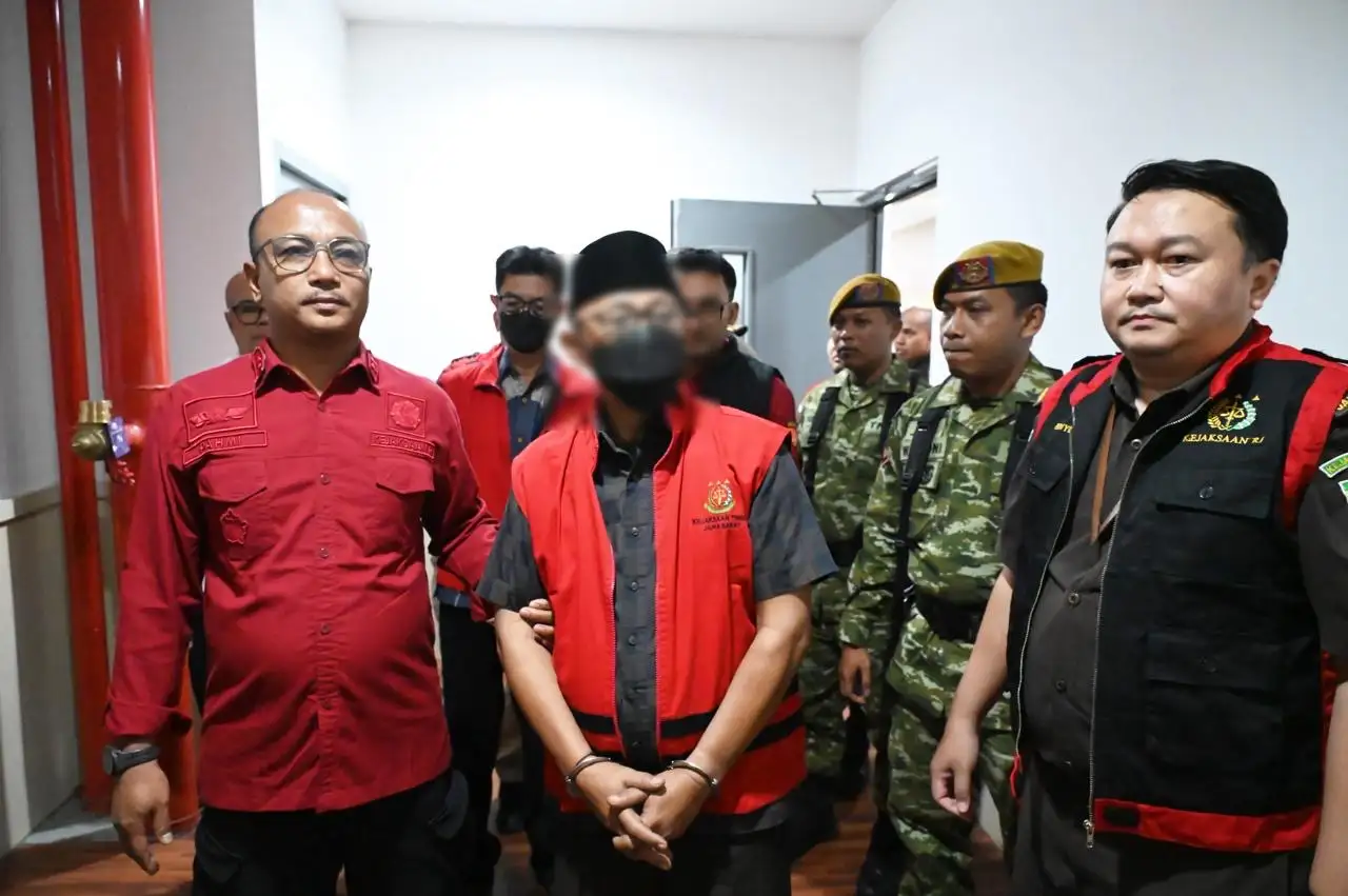 Korporasi Tilep Uang Tunjangan, Kejati Jabar Tahan Ketua DPRD Indramayu dan Plt Sekwan
