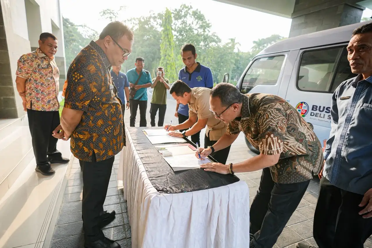 Perkuat Layanan Pendidikan, Bus Sekolah dan Perpustakaan Keliling Siap Memfasilitasi