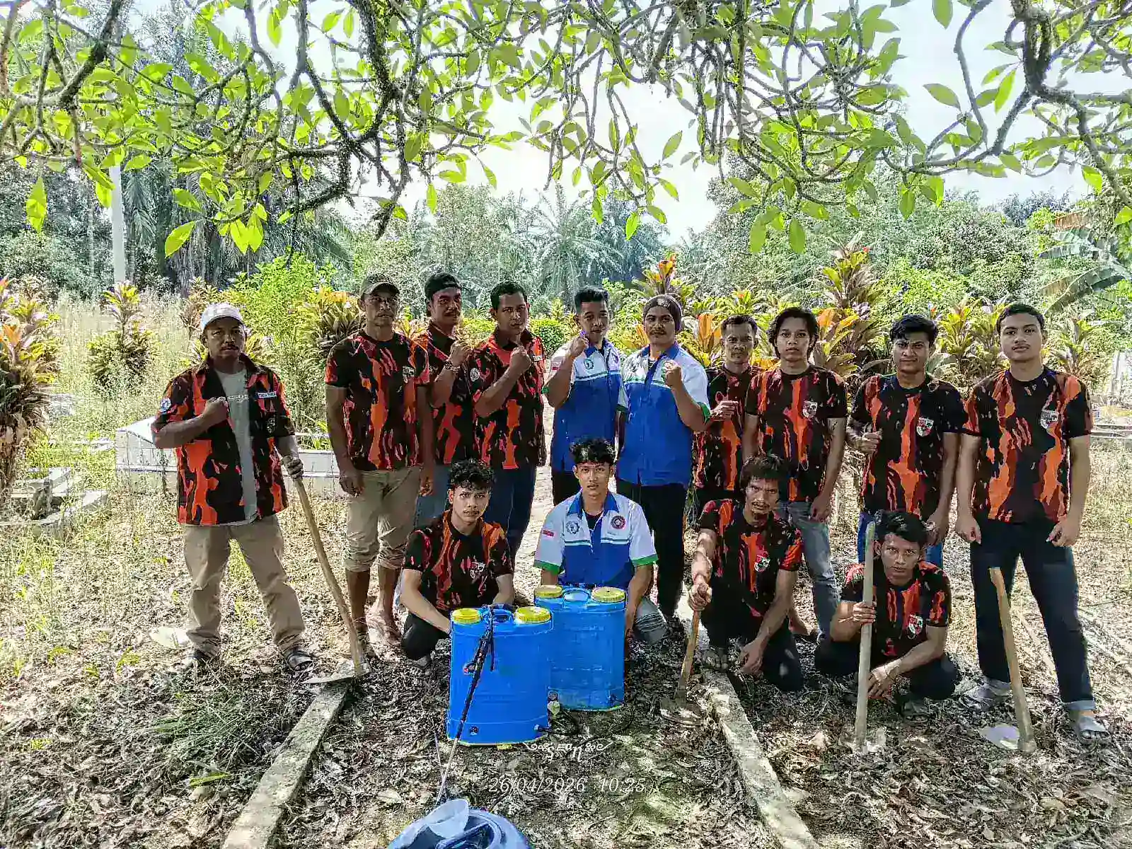 Puluhan Kader Pemuda Pancasila di STM Hilir Gotong Royong Bersihkan Lingkungan, Ali Yunus Tambun Jempol