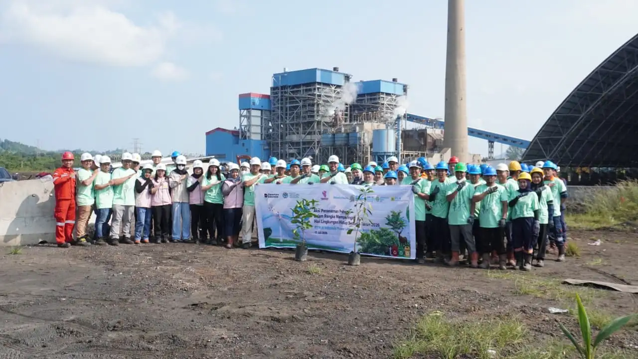 Aksi Nyata untuk Bumi, PLN Indonesia Power UBP Labuhan Angin Tanam 150 Pohon Produktif