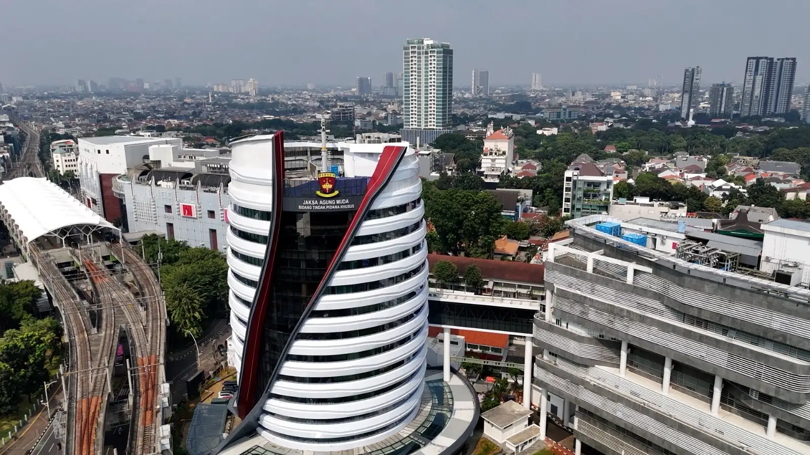 Jampidsus Periksa 13 Saksi dalam Tiga Perkara Dugaan Korupsi