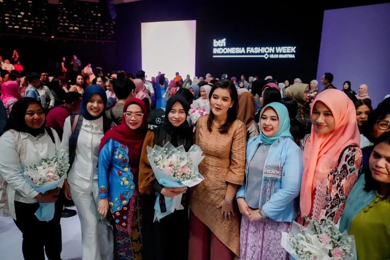 Deli Serdang Tampil di BTN Indonesia Fashion Week 2026, Bawa Wastra Daerah ke Panggung Nasional