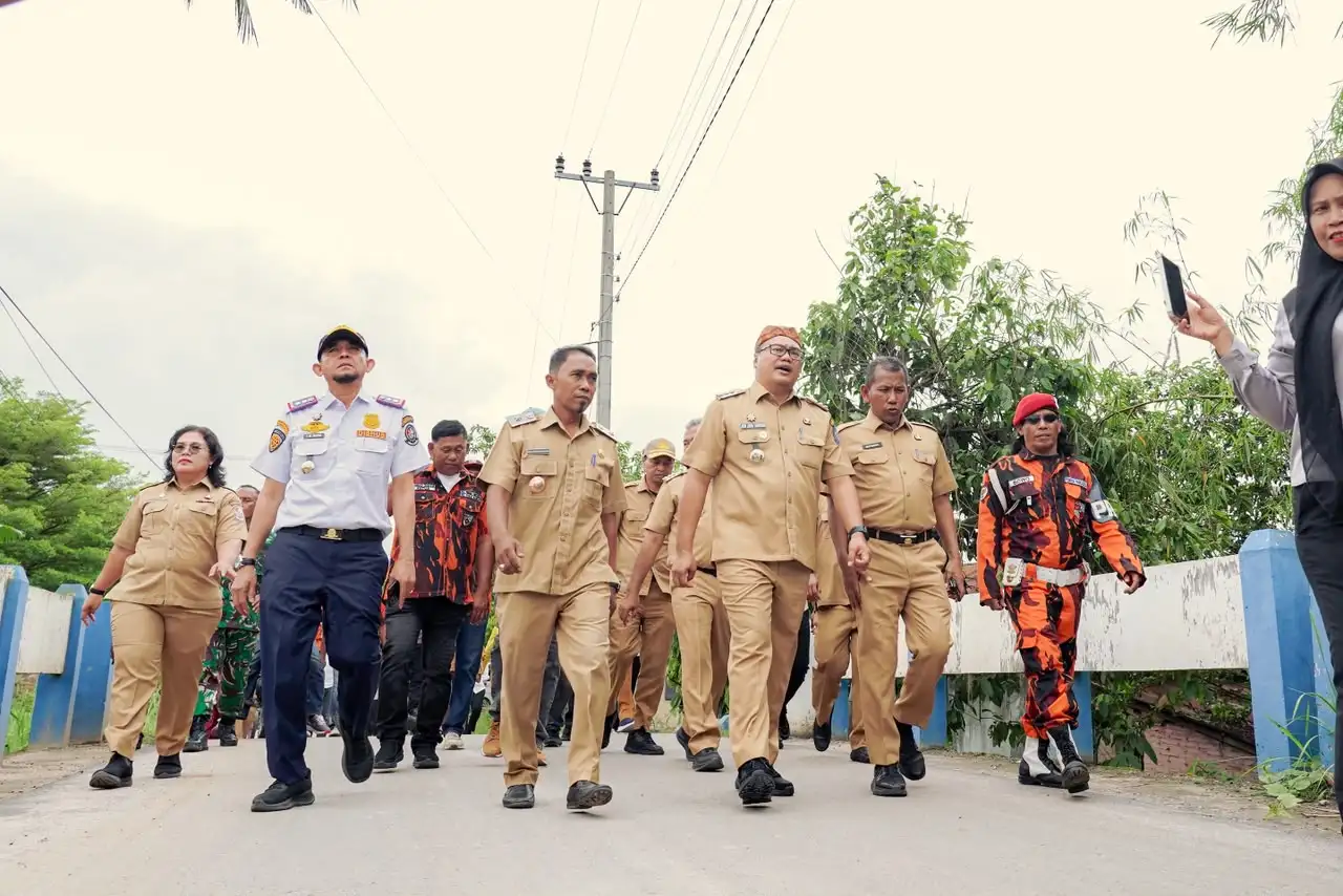 Suparno Dampingi Bupati Deli Serdang Resmikan Peningkatan Jalan Perbarakan