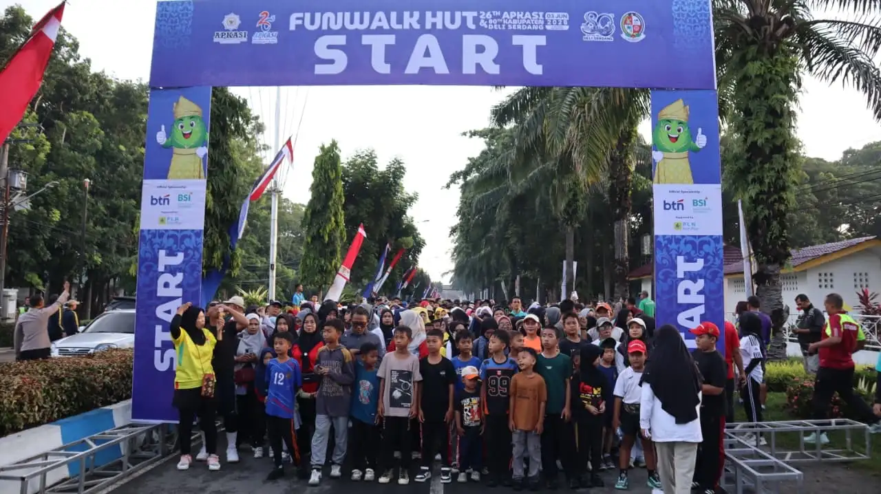 Polresta Deli Serdang Meriahkan Fun Walk Hari Jadi ke-80 Deli Serdang dan HUT ke-26 APKASI
