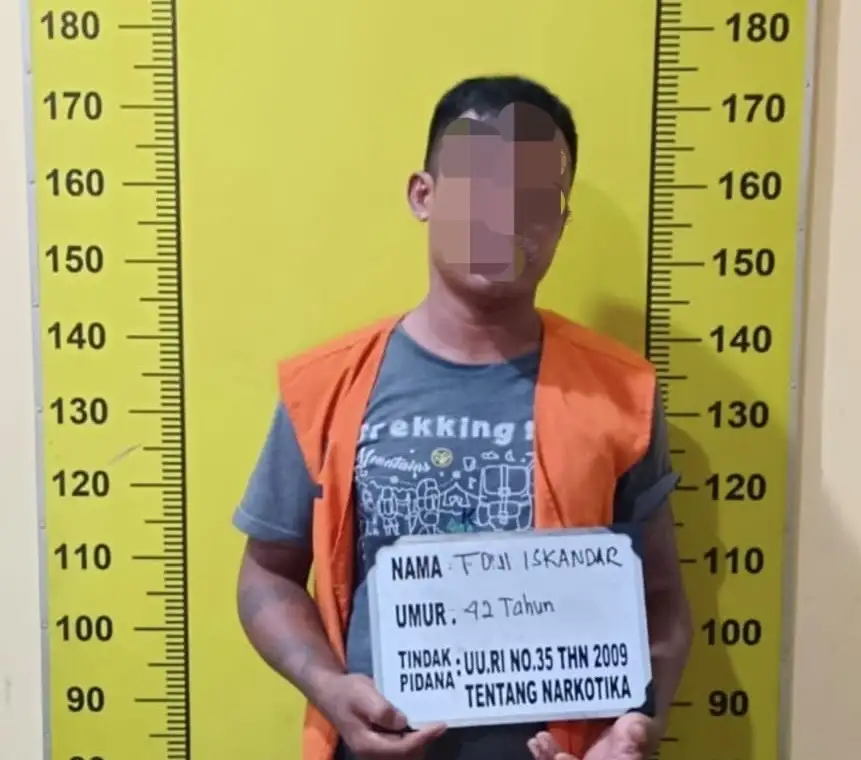 Bawa Ganja, ditangkap Sat Res Narkoba Polresta Deli Serdang