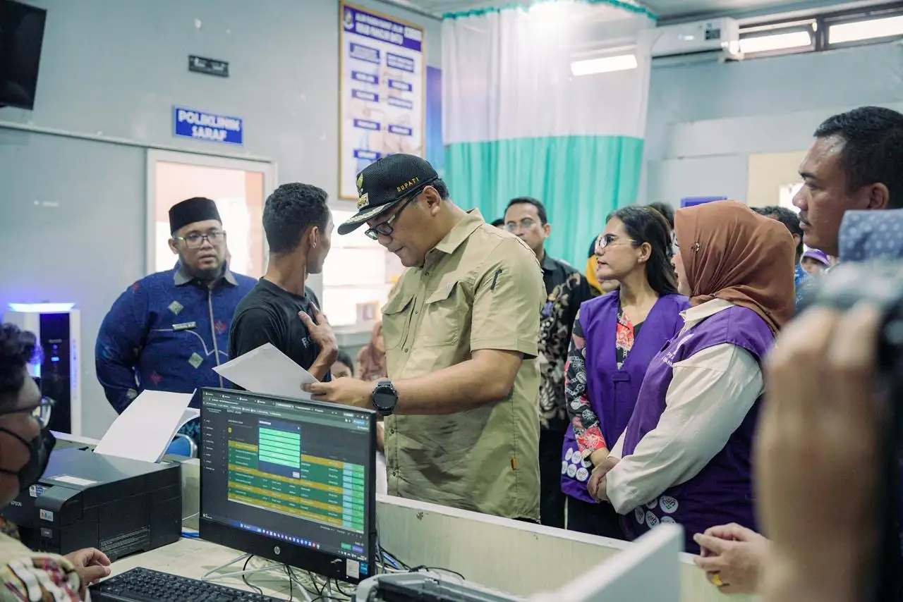Kunker ke Pancur Batu, Bupati Asri Ludin Kawal Bantuan Beras dan Target Eliminasi TB